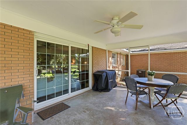 8305 Meadowbrook Road, Savannah, GA 31406