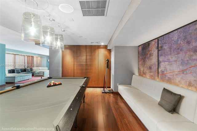 335 S Biscayne Blvd 802, Miami, FL 33131