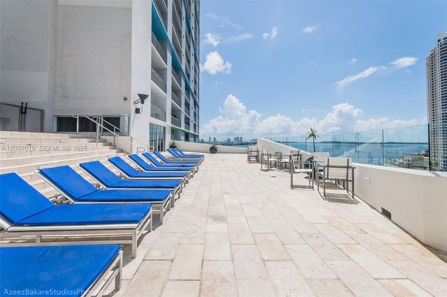335 S Biscayne Blvd 802, Miami, FL 33131