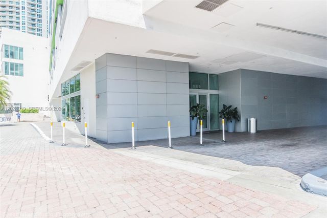 335 S Biscayne Blvd 802, Miami, FL 33131