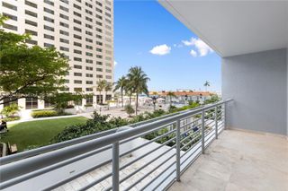 335 S Biscayne Blvd 802, Miami, FL 33131