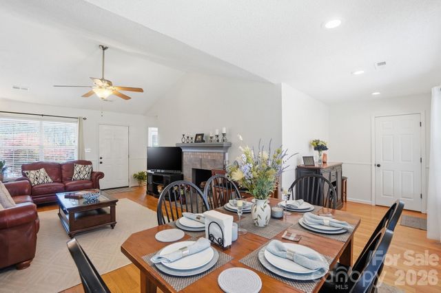 163 Diamond Drive, Mooresville, NC 28117