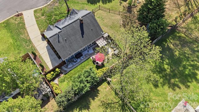 163 Diamond Drive, Mooresville, NC 28117