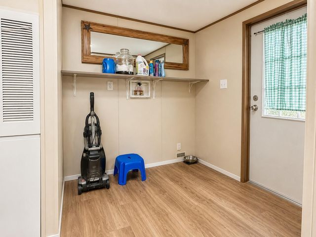 235 Red Oak, Onalaska, TX 77360