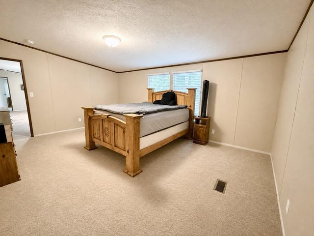235 Red Oak, Onalaska, TX 77360
