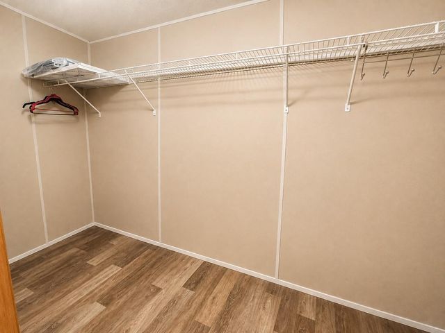 235 Red Oak, Onalaska, TX 77360