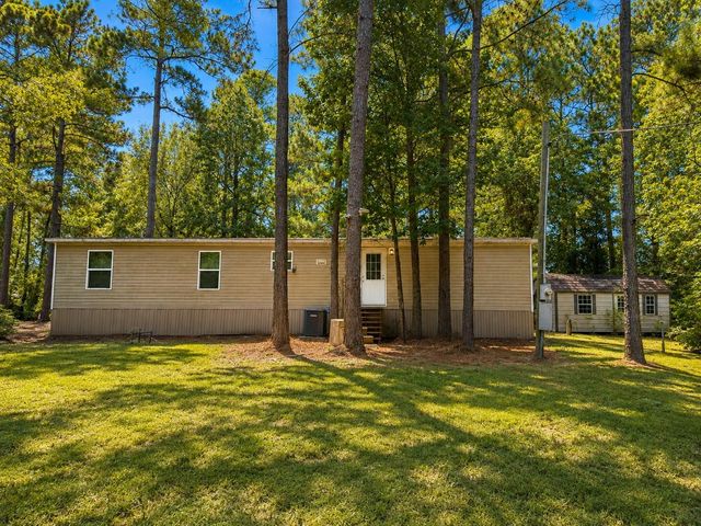 235 Red Oak, Onalaska, TX 77360