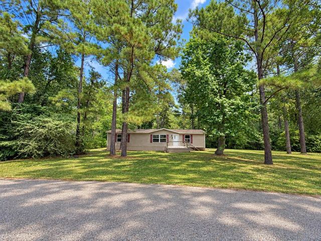 235 Red Oak, Onalaska, TX 77360