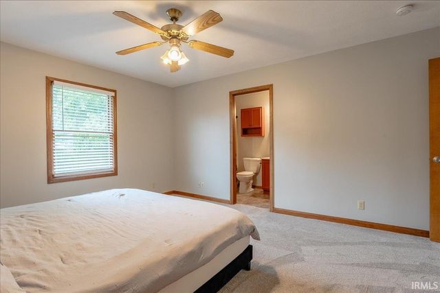 6021 Yosemite Drive, Newburgh, IN 47630