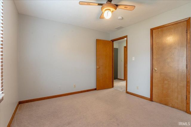 6021 Yosemite Drive, Newburgh, IN 47630