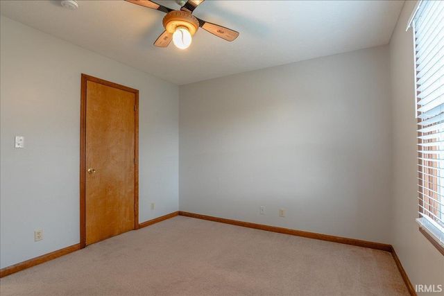 6021 Yosemite Drive, Newburgh, IN 47630