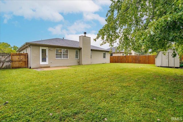 6021 Yosemite Drive, Newburgh, IN 47630
