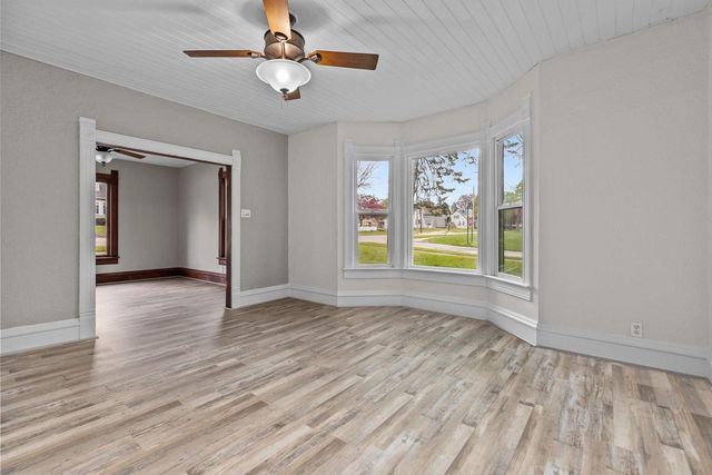 807 W WISCONSIN AVENUE, Kaukauna, WI 54130