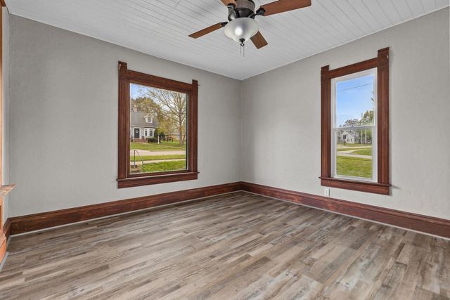 807 W WISCONSIN AVENUE, Kaukauna, WI 54130