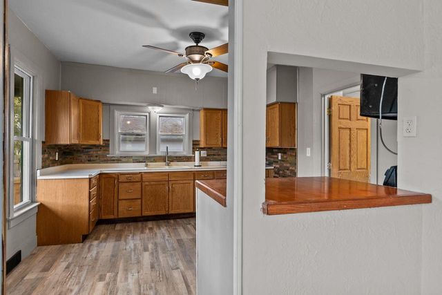 807 W WISCONSIN AVENUE, Kaukauna, WI 54130