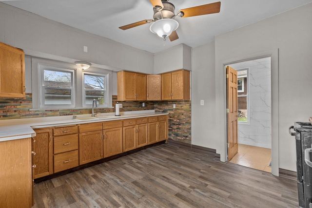 807 W WISCONSIN AVENUE, Kaukauna, WI 54130