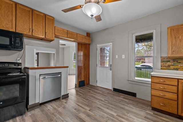 807 W WISCONSIN AVENUE, Kaukauna, WI 54130