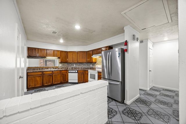 7226 Ridgeberry, Houston, TX 77095