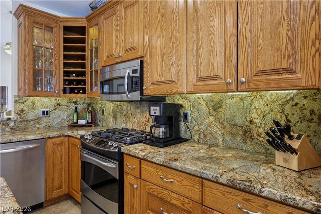 1755 Tanner Circle, Henderson, NV 89012