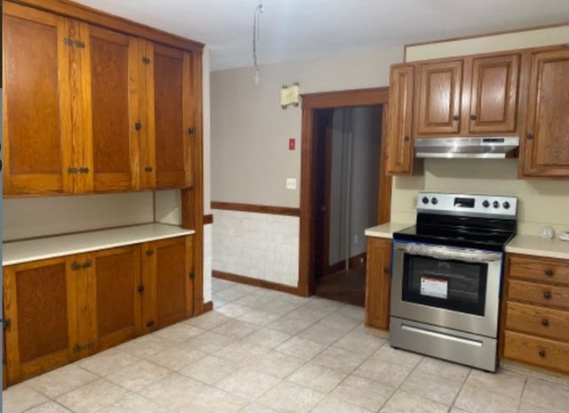 244 Union St 1, Millis, MA 02054