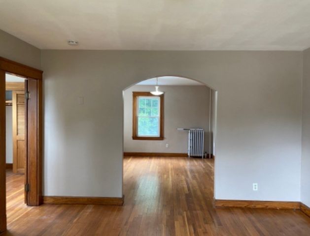 244 Union St 1, Millis, MA 02054