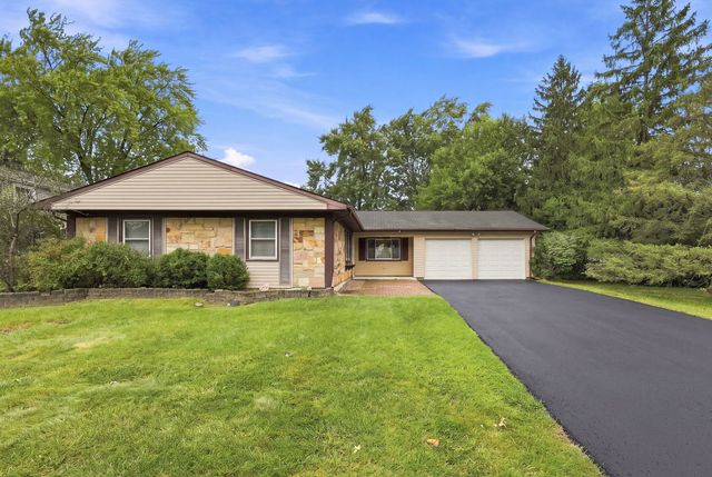 1600 Cambourne Lane, Schaumburg, IL 60194