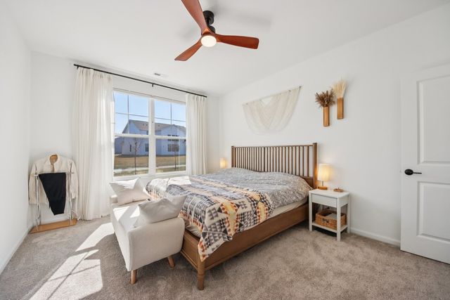 714 Alberta Avenue, Oswego, IL 60543