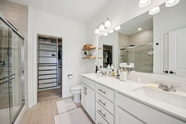 714 Alberta Avenue, Oswego, IL 60543