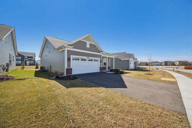 714 Alberta Avenue, Oswego, IL 60543