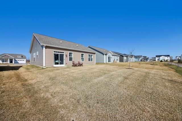 714 Alberta Avenue, Oswego, IL 60543