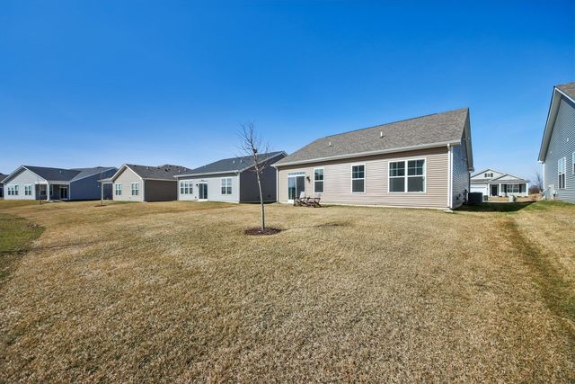 714 Alberta Avenue, Oswego, IL 60543