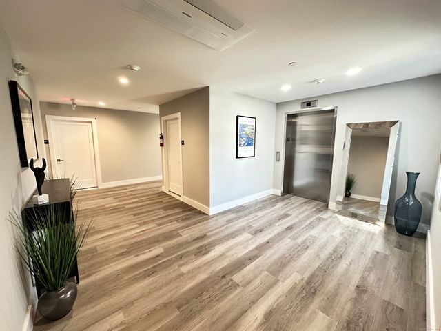 528 Black Rock Turnpike 307, Fairfield, CT 06825