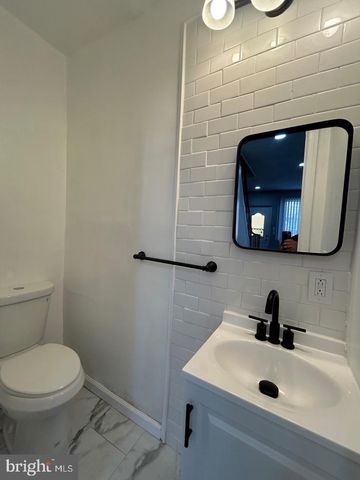120 TREE ST, Philadelphia, PA 19148