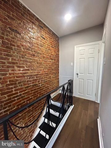 120 TREE ST, Philadelphia, PA 19148