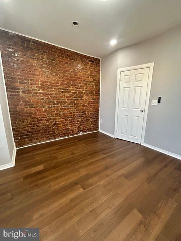 120 TREE ST, Philadelphia, PA 19148