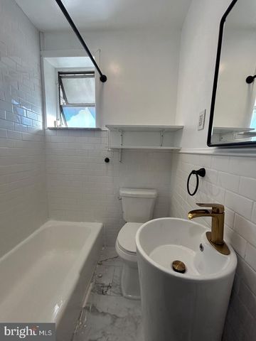 120 TREE ST, Philadelphia, PA 19148