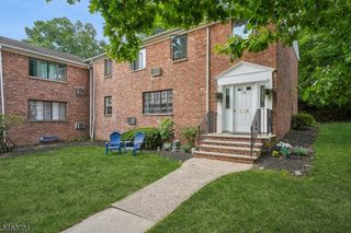 28 Troy Dr, Springfield Twp., NJ 07081