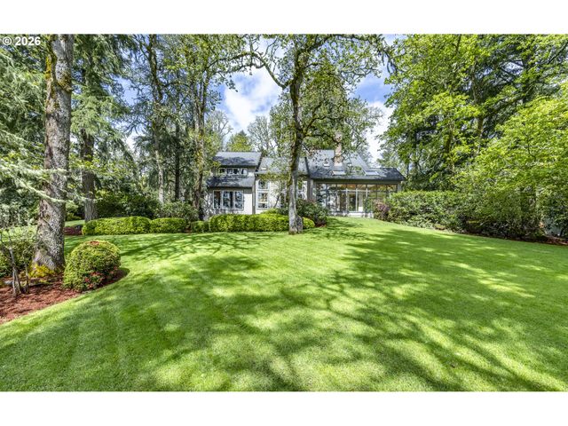 5171 SOLAR HEIGHTS Dr, Eugene, OR 97405