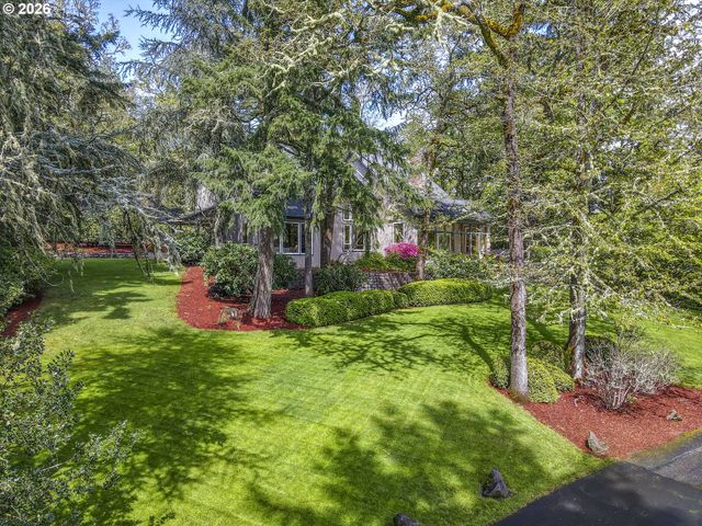 5171 SOLAR HEIGHTS Dr, Eugene, OR 97405