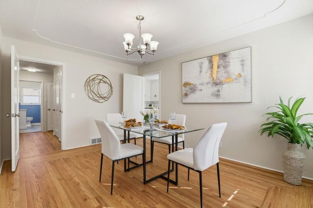 894 S 10th Street, San Jose, CA 95112