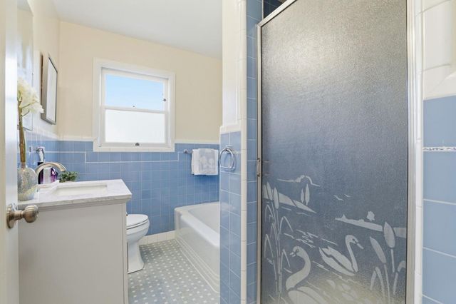 894 S 10th Street, San Jose, CA 95112