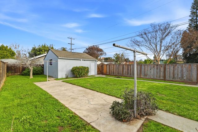 894 S 10th Street, San Jose, CA 95112