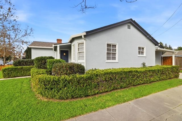 894 S 10th Street, San Jose, CA 95112