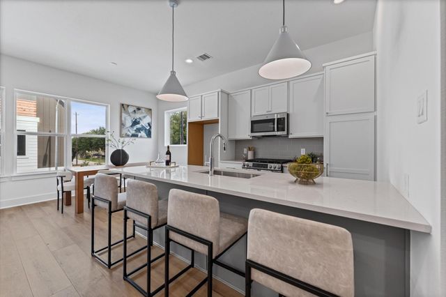 5354 Waleska, Houston, TX 77091
