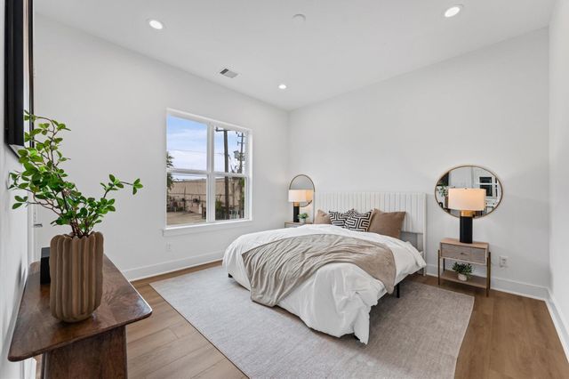 5354 Waleska, Houston, TX 77091