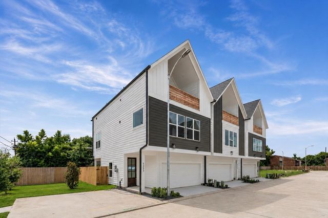 5354 Waleska, Houston, TX 77091