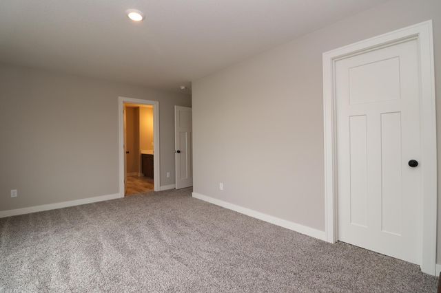 18362 Geyser Way, Lakeville, MN 55044