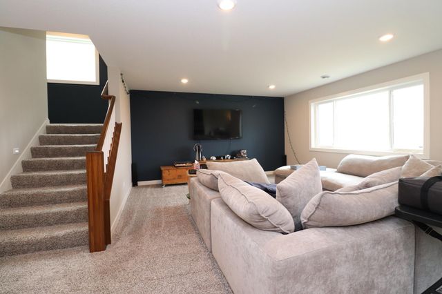 18362 Geyser Way, Lakeville, MN 55044