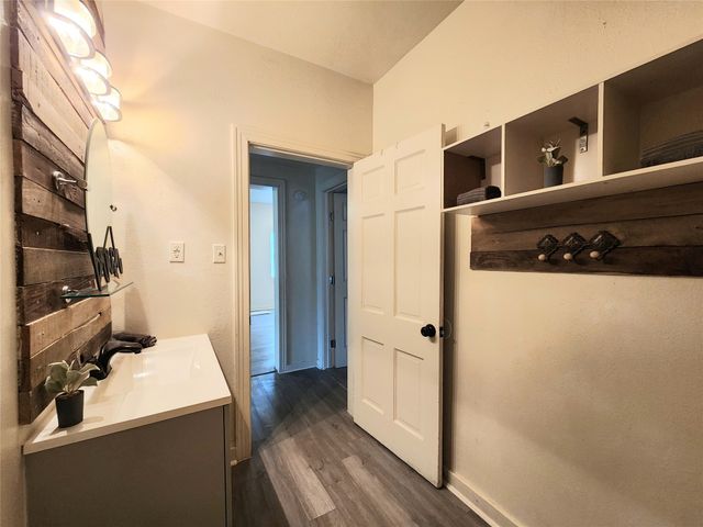 805 E Palestine Street, Mexia, TX 76667