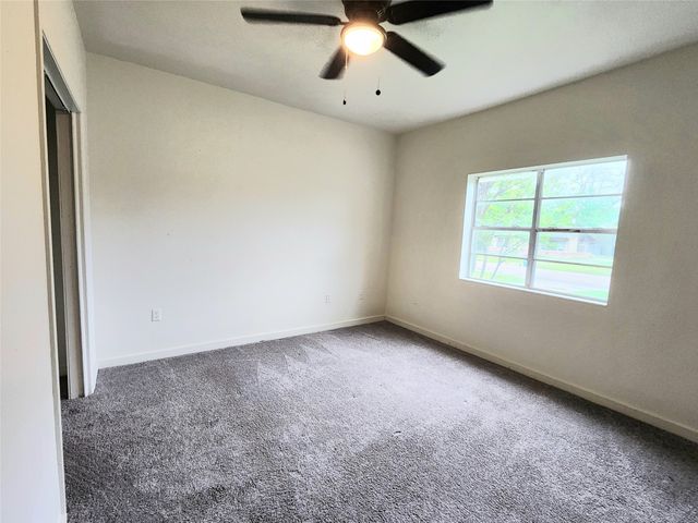 805 E Palestine Street, Mexia, TX 76667